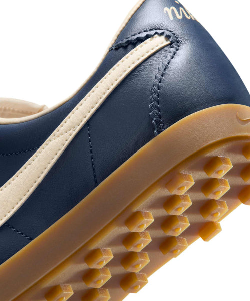 NIKE NIKE Sneakers Midnight Navy: Gum Light Brown
