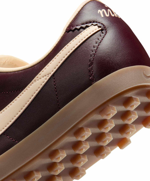 NIKE Nike Sneakers Burgundy Crush