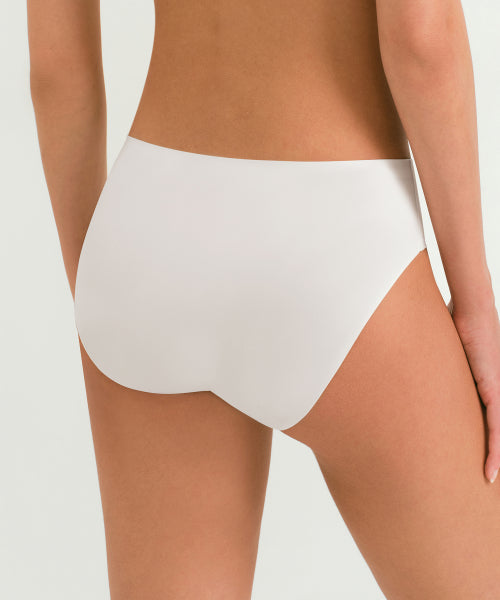 MUSINSA STANDARD WOMAN MUSINSA STANDARD WOMAN Women's Seamless Panties Ivory