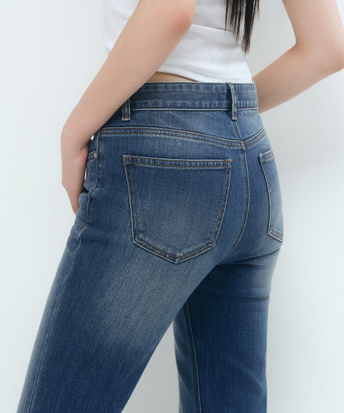 MUSINSA STANDARD WOMAN MUSINSA STANDARD WOMAN Women's Denim Low Rise Slim Flare Pants