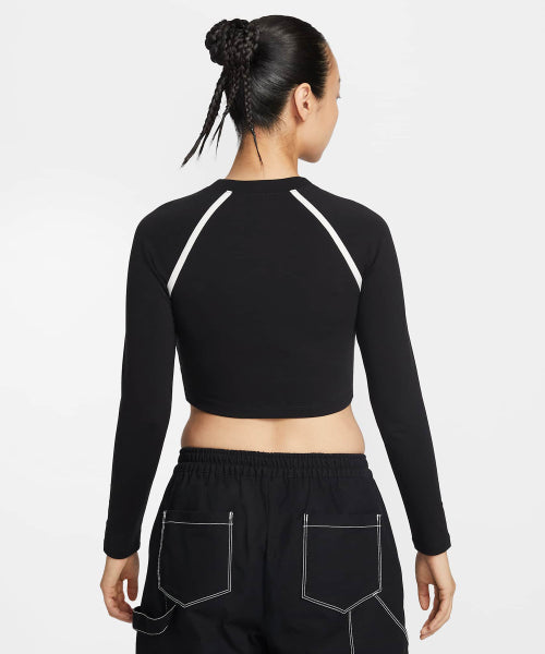 NIKE NIKE Sportswear Tight Long Sleeve Crop Top - Black:Chalk