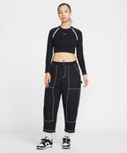 NIKE NIKE Sportswear Tight Long Sleeve Crop Top - Black:Chalk