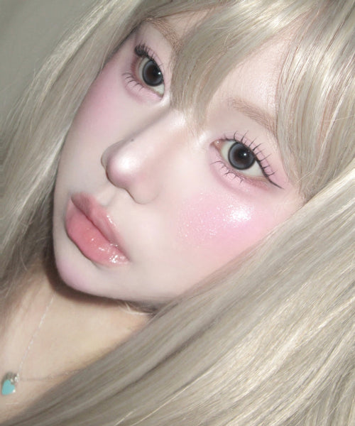 NUEGRAY NUEGRAY Blush Triangle Tab Cheeks [Choose 2 of 7 Types]