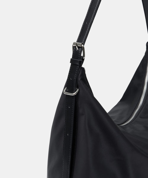 MUSINSA STANDARD WOMAN MUSINSA STANDARD WOMAN Nylon Slouchy Shoulder Bag