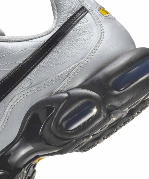 NIKE NIKE Sneakers Air Max Plus M - Wolf Gray:Metallic Silver:Black