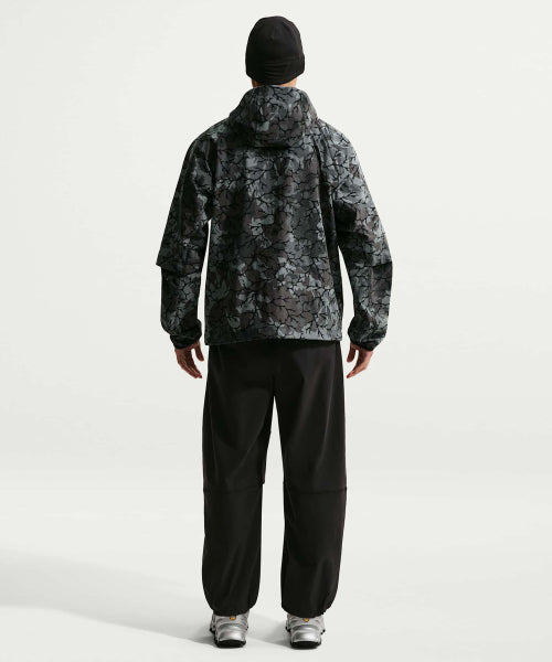 NIKE NIKE Pants M - Black