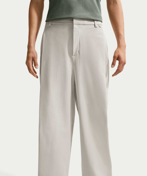 NIKE NIKE Pants M - Light Bone