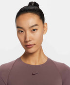 NIKE NIKE T-Shirt Short Sleeve Top - Burgundy Crush
