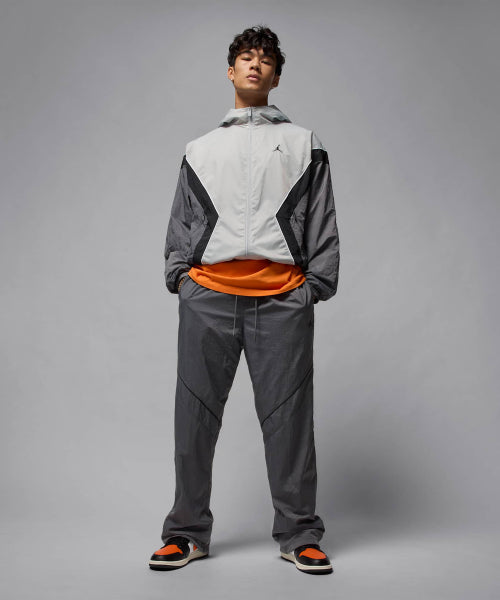 NIKE NIKE Pants M - Iron Gray: Black