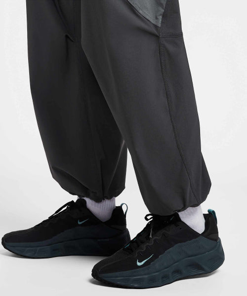 NIKE NIKE Tech Dry Fit Woven Color Block Pants M
