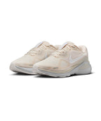 NIKE NIKE Structure 26 W - Size