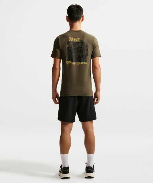 NIKE NIKE T-Shirt M - Dark Hazel