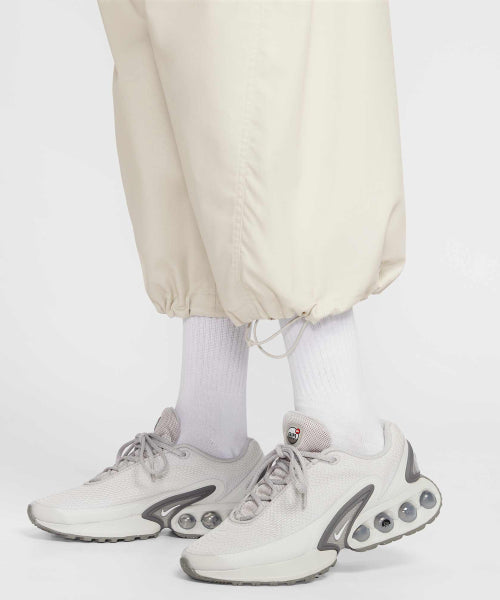NIKE NIKE Pants Size