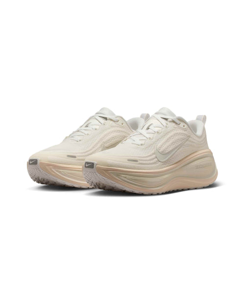 NIKE Nike Vomero Plus W - Summit White