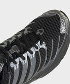 ADIDAS ADIDAS Adistar Control 3 Sneakers - Black:Silver