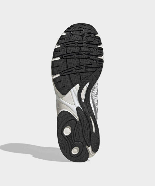 ADIDAS ADIDAS Adistar Control 3 Sneakers - White:Silver