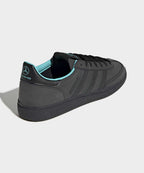 ADIDAS ADIDAS Sneakers Mercedes AMG F1 Team Handball Special - Black