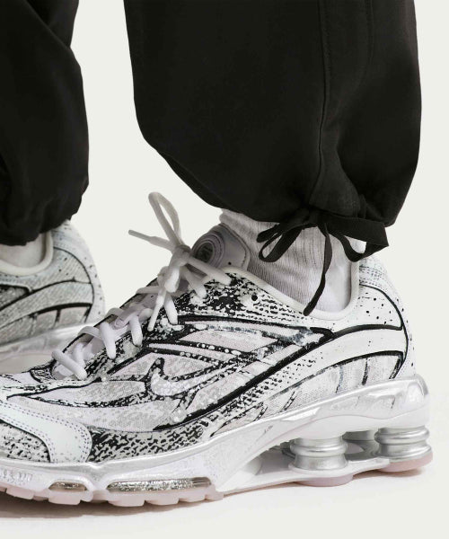 NIKE NIKE Sportswear Club Pants M - Black:White