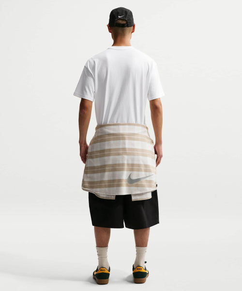 NIKE Nike Sportswear Premium Essentials T-Shirt M - White