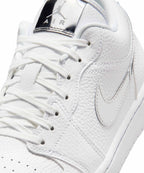 NIKE Nike Air Jordan 1 Low SE W - Size