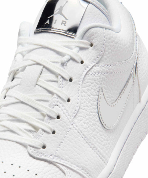 NIKE Nike Air Jordan 1 Low SE W - Size