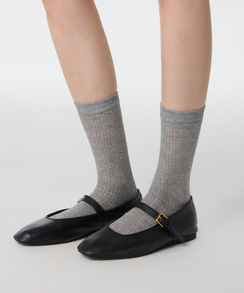 MUSINSA STANDARD WOMAN MUSINSA STANDARD WOMAN Women's Vertical Sheer Socks Size 250-270