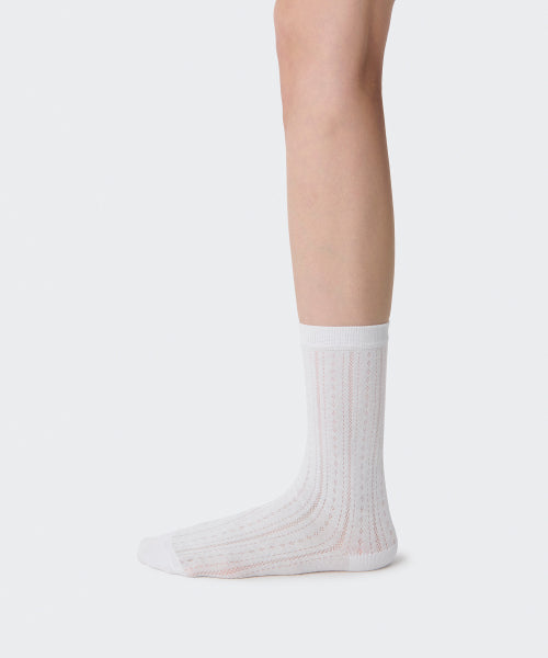 MUSINSA STANDARD WOMAN MUSINSA STANDARD WOMAN Women's Pointel Crew Socks 4 Pack (White)