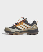 ADIDAS ADIDAS Terex Skychaser Hiking Shoes - Carbon:White:Pure Tangerine