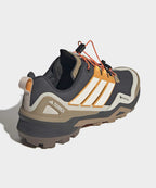 ADIDAS ADIDAS Terex Skychaser Hiking Shoes - Carbon:White:Pure Tangerine