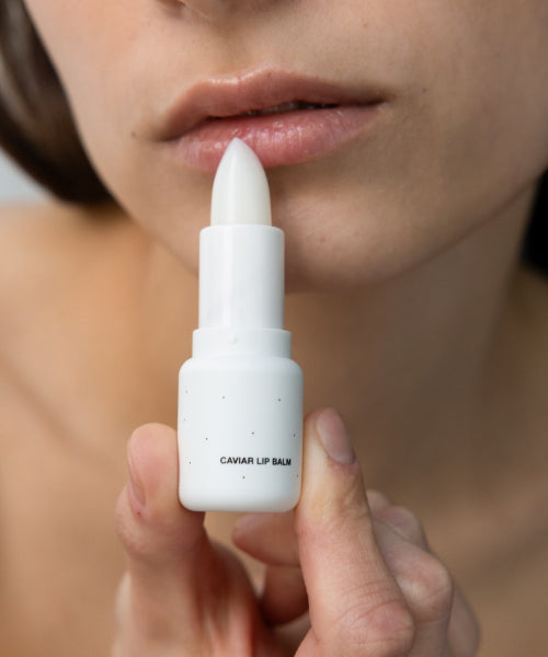 MARIECLAIR BEAUTY MARIECLAIR BEAUTY Caviar Moisturizing Lip Balm 3.4g