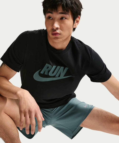 NIKE Nike T-Shirt M - Black:Mineral Slate