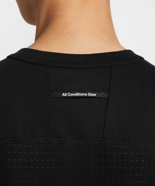 NIKE NIKE ACG Solar Chase T-Shirt M - Black:Summit White
