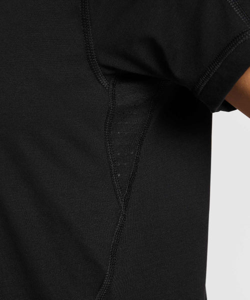 NIKE NIKE T-Shirt Short Sleeve Trail Running Top - Black:Summit White