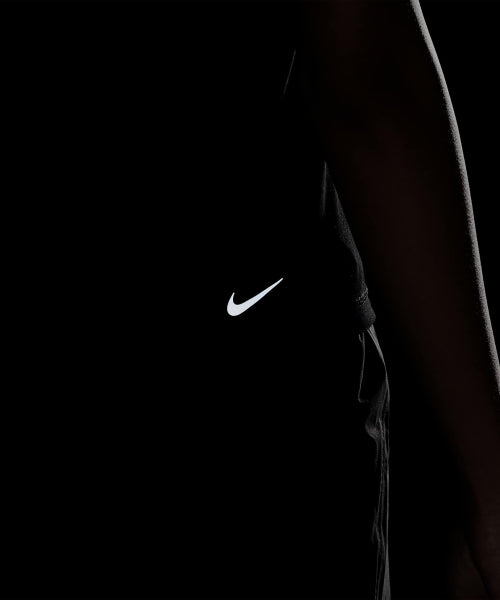 NIKE NIKE T-Shirt Short Sleeve Trail Running Top - Black:Summit White