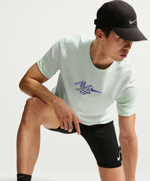 NIKE NIKE T-Shirt M - Barley Green