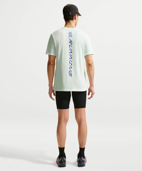 NIKE NIKE T-Shirt M - Barley Green