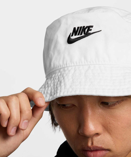 NIKE NIKE Apex Futura Washed Bucket Hat - White:Black