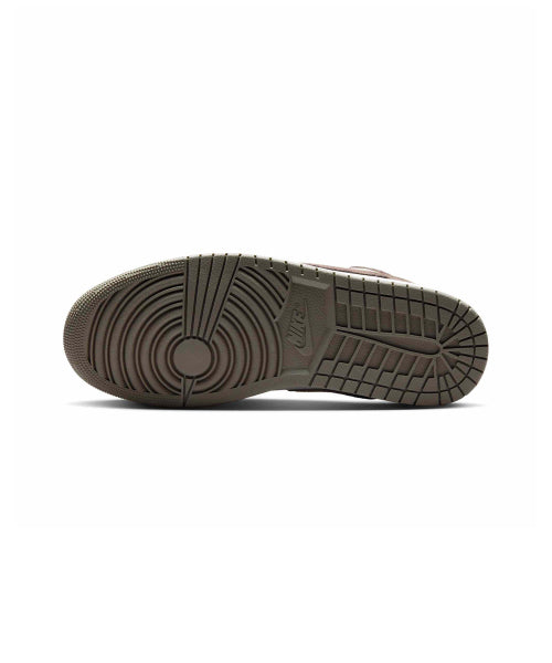 NIKE Nike Sneakers Size