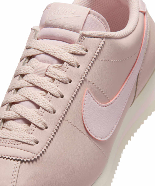 NIKE NIKE Sneakers Size 7