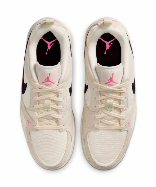 NIKE Nike Sneakers Size