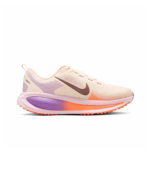 NIKE Nike Vomero 18 W - Size 8