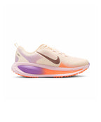 NIKE Nike Vomero 18 W - Size 8