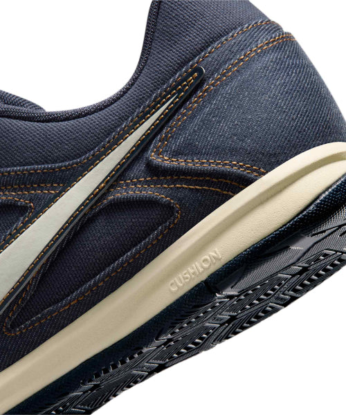 NIKE NIKE Sneakers Size