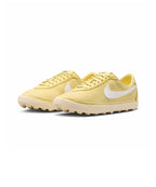 NIKE NIKE Sneakers Soft Yellow