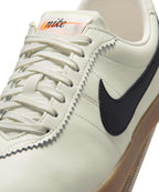 NIKE Nike Sneakers Women - Size 240
