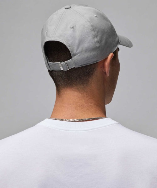 NIKE Nike Jordan Club Unstructured Curb Bill Hat - Light Smoke Gray