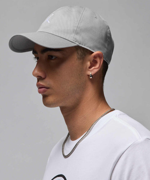 NIKE Nike Jordan Club Unstructured Curb Bill Hat - Light Smoke Gray