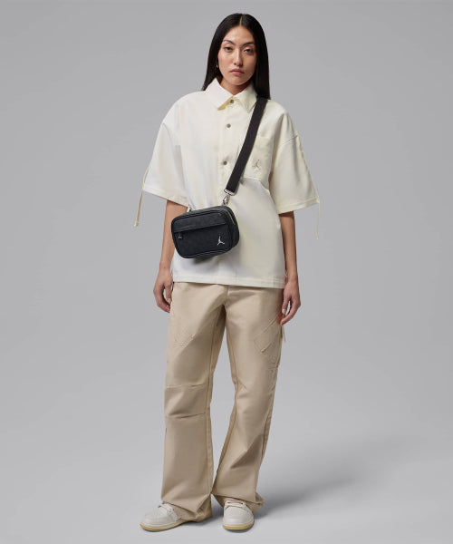 NIKE Nike Jordan Woven Short Sleeve Top - Women