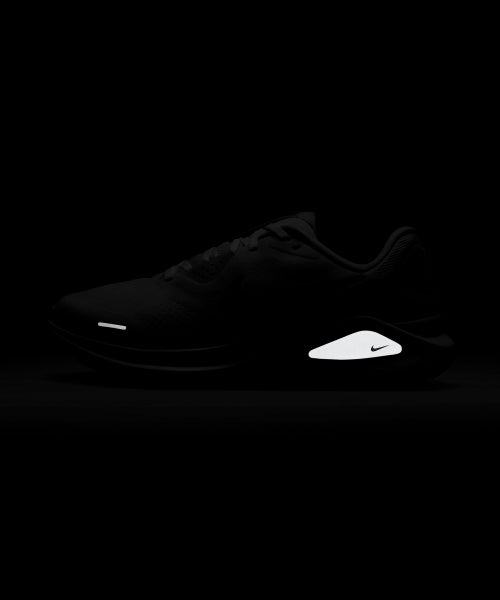 NIKE NIKE Structure 26 W - Size