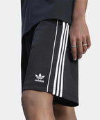 ADIDAS ADIDAS Superstar Short Pants - Size